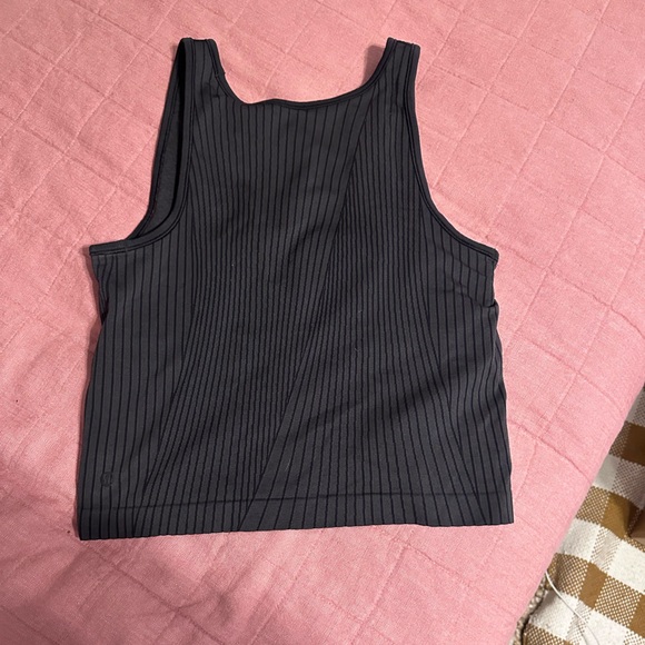 Ebb to street cropped tank - Picture 2 of 3